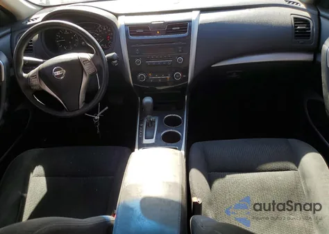 2014 Nissan Altima 2.5 z USA, uszkodzony, nr VIN 1N4AL3AP2EN354188